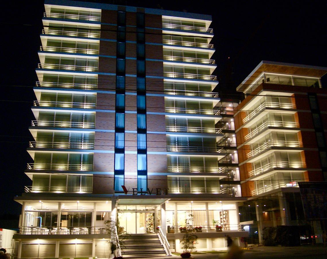 Hotel Velvet Plaza Guadalajara Exterior photo